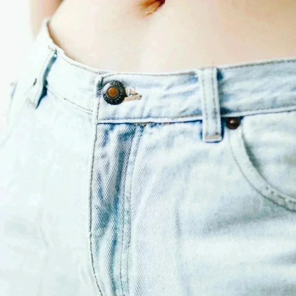 Vintage 90's Bugle Boy Gold Crest Mom Jeans - 33x30 - Picture 12 of 15